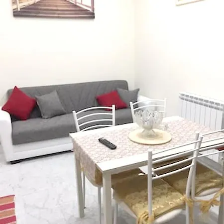 Modern In The Heart Of Rome, 42 M², Parking Included Rom