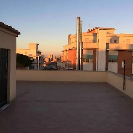 Modern In The Heart Of Rome, 42 M², Parking Included Apartment