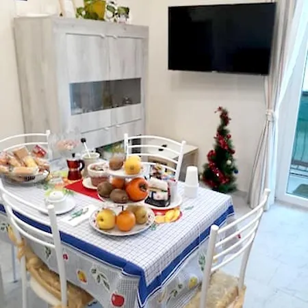 Modern In The Heart Of Rome, 42 M², Parking Included Rom