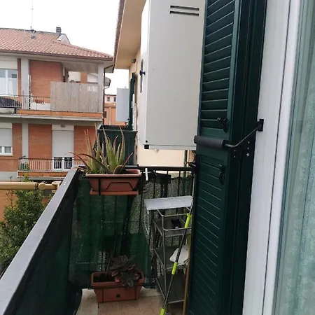 Modern In The Heart Of Rome, 42 M², Parking Included Rom