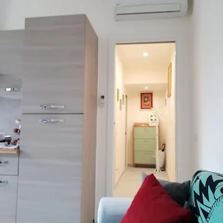 Διαμέρισμα Modern In The Heart Of Rome, 42 M², Parking Included