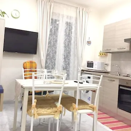 Modern In The Heart Of 42 M² Parking Included Apartment *